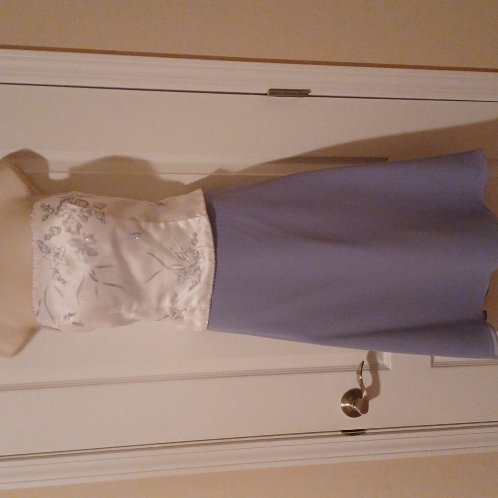 ALFRED ANGELO Women's 2 Piece Semi-Formal Dress White Silver Blue Size 10/12